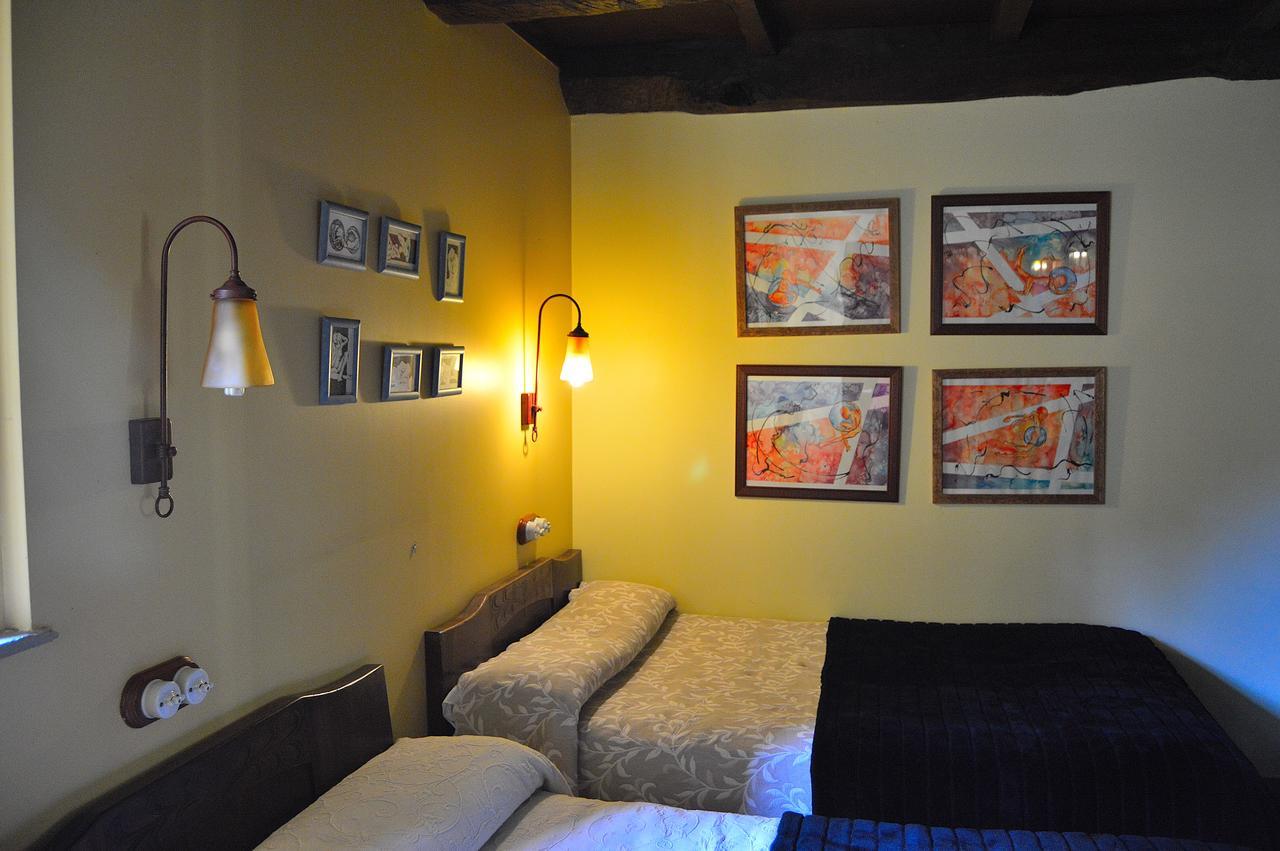 Casa De Baixo Hotel Lugo Exterior photo